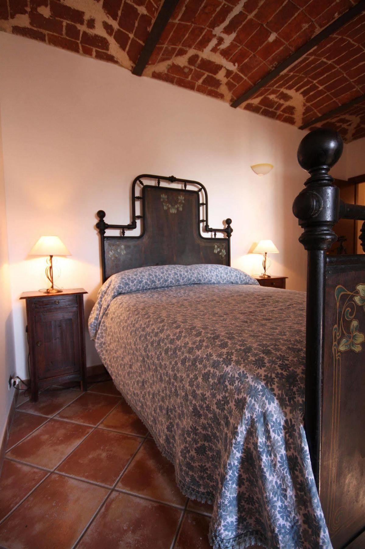 Bed and Breakfast Relais San Desiderio Calliano  Zewnętrze zdjęcie